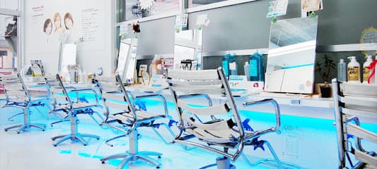 美容室 bloomK2 浮島通り店