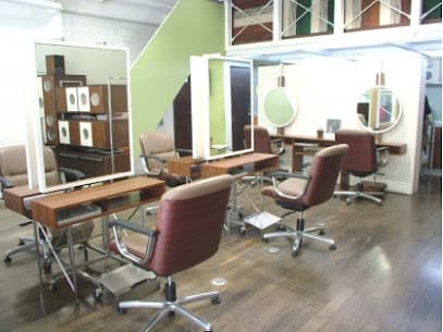 Planet hair and make-up