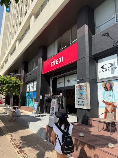 エムアイシー21 沖縄那覇店