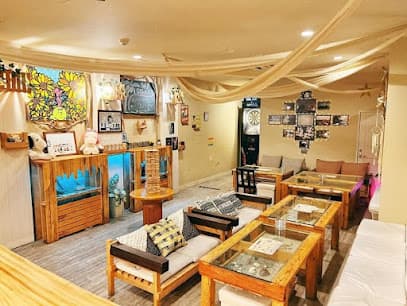 個室カラオケ BAR COLONY 沖縄